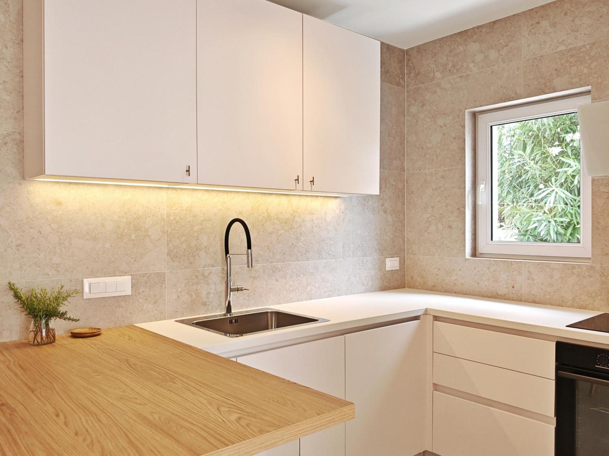 חוואר Apartments Melani Hvar מראה חיצוני תמונה