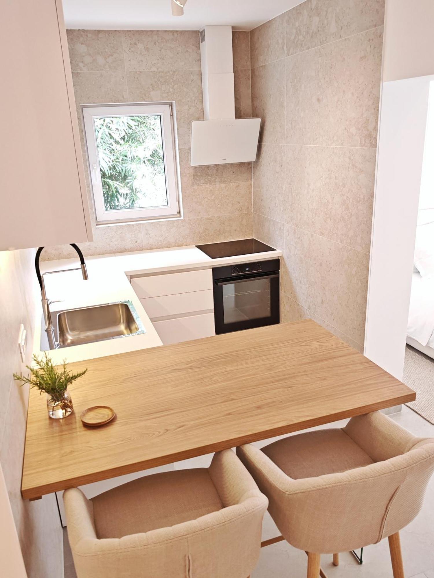 חוואר Apartments Melani Hvar מראה חיצוני תמונה