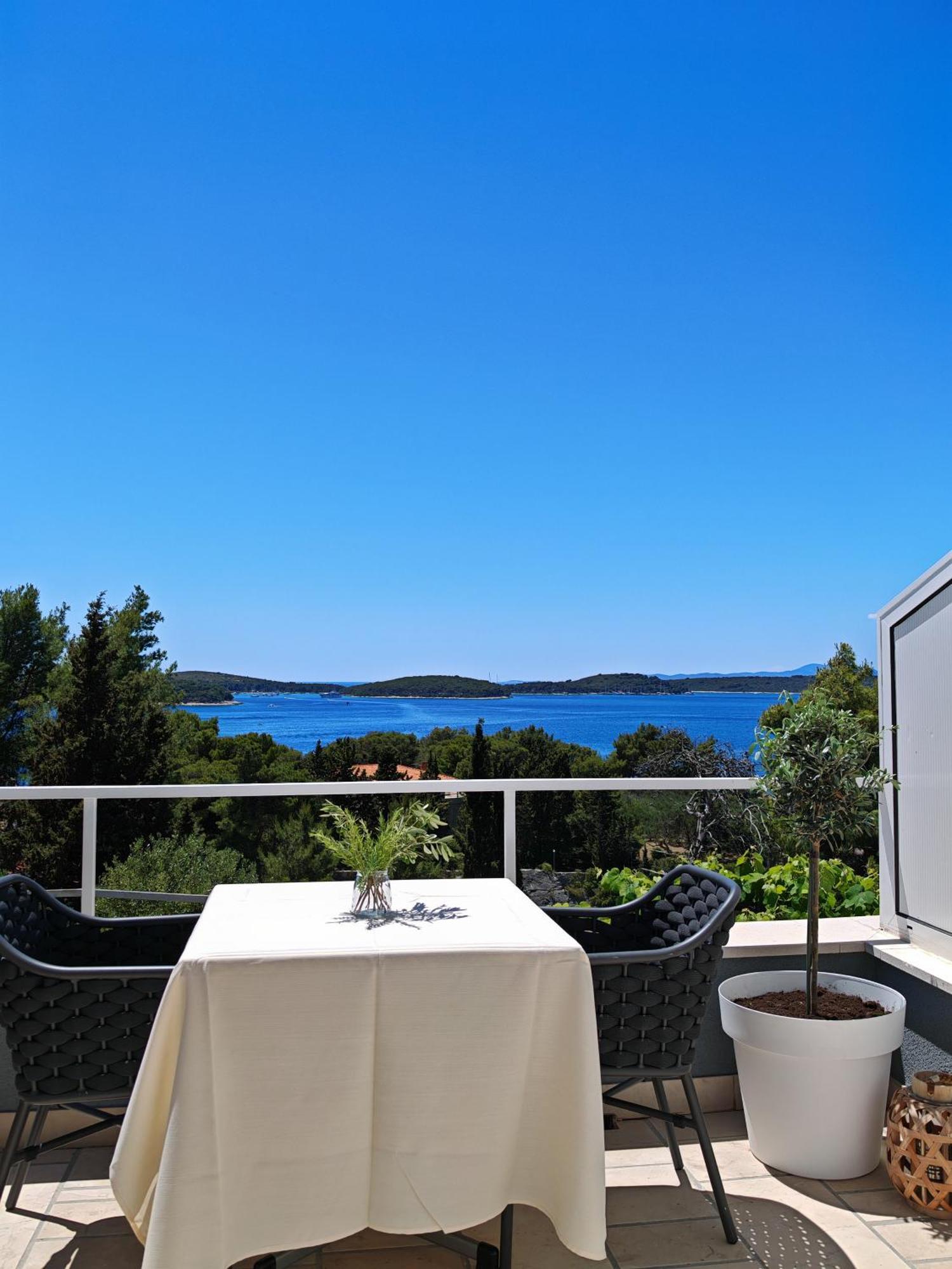 חוואר Apartments Melani Hvar חדר תמונה
