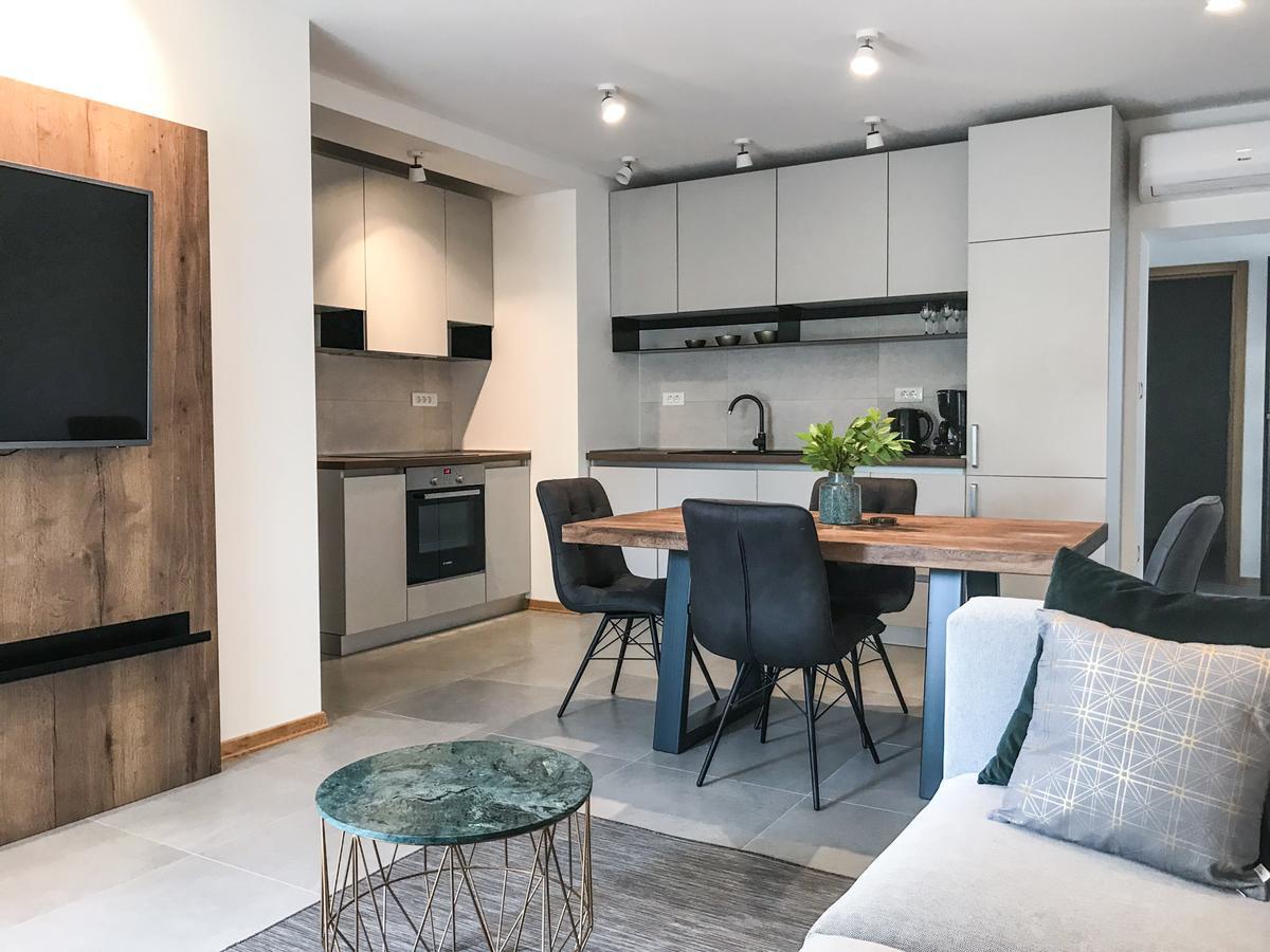 חוואר Apartments Melani Hvar מראה חיצוני תמונה